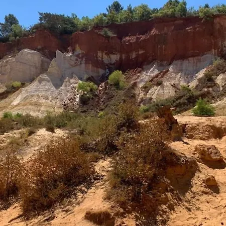 Mas Provencal Avec Piscine Et Tennis * Ongles